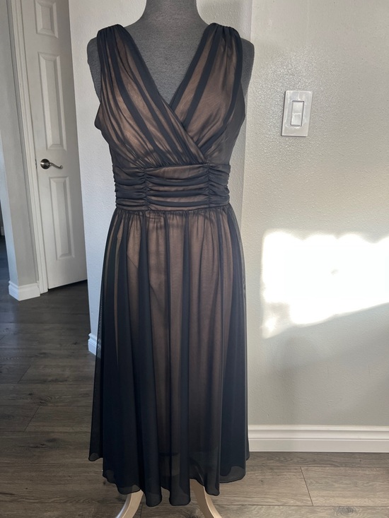 connected apparel Dresses & Skirts - connected apparel Black Sleeveless V-Neck Midi Chiffon Dress